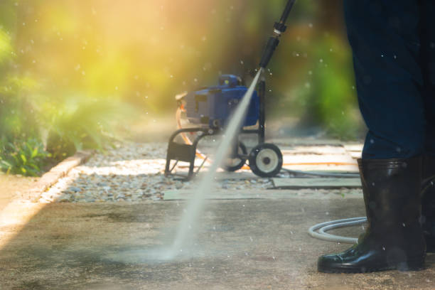 Best Parking Lot and Garage Cleaning  in Middle Island, NY